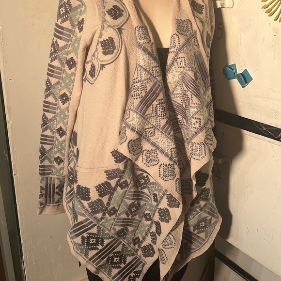 Sundance Artisan Chic wrap - Picture 7 of 7